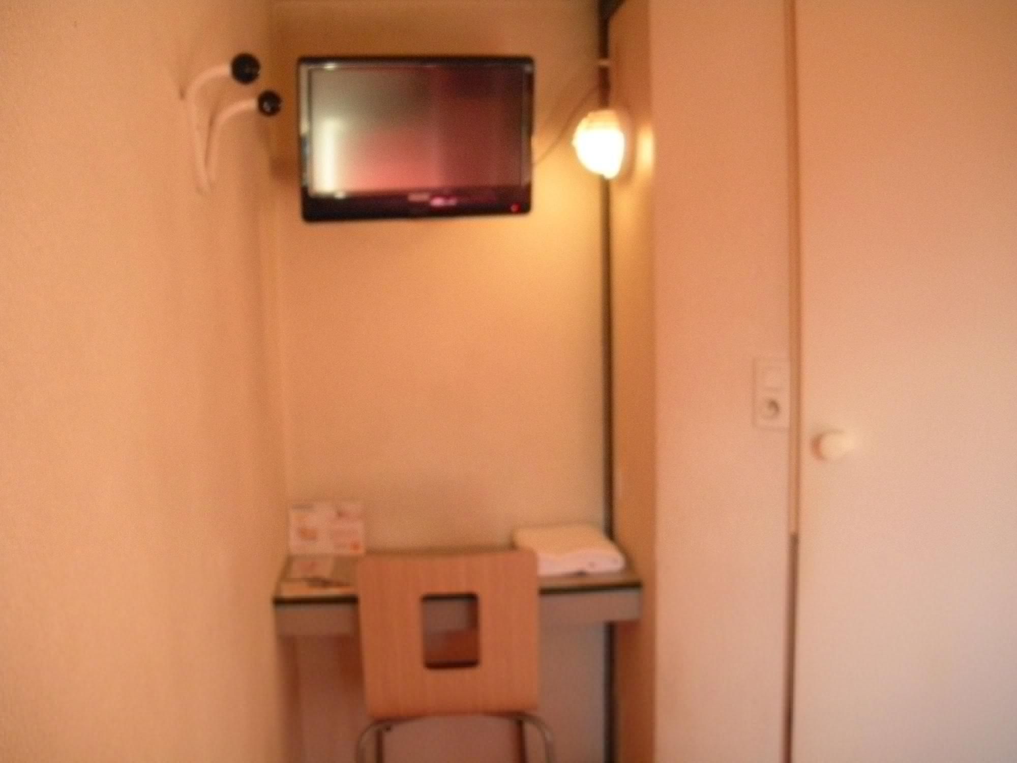 Premiere Classe Dreux Exteriör bild