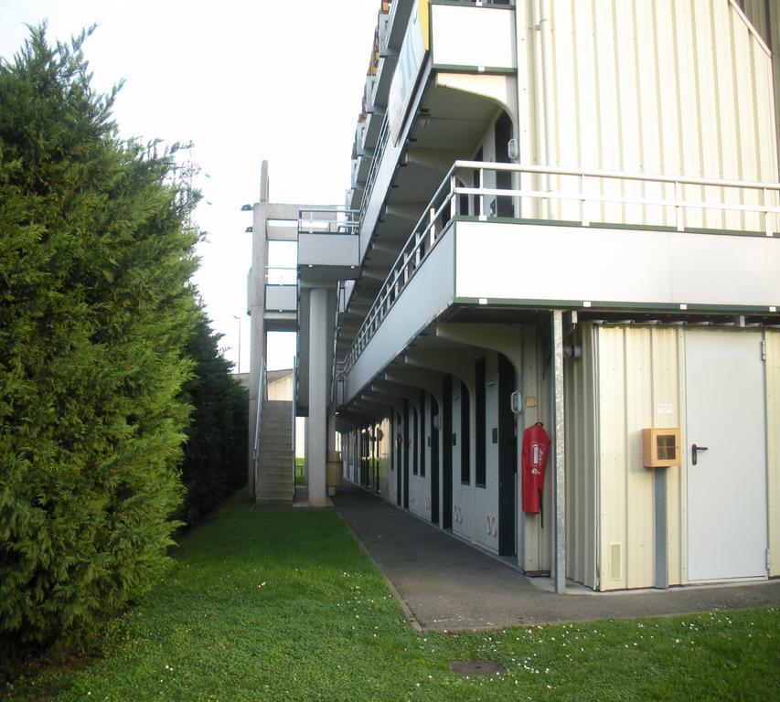 Premiere Classe Dreux Exteriör bild
