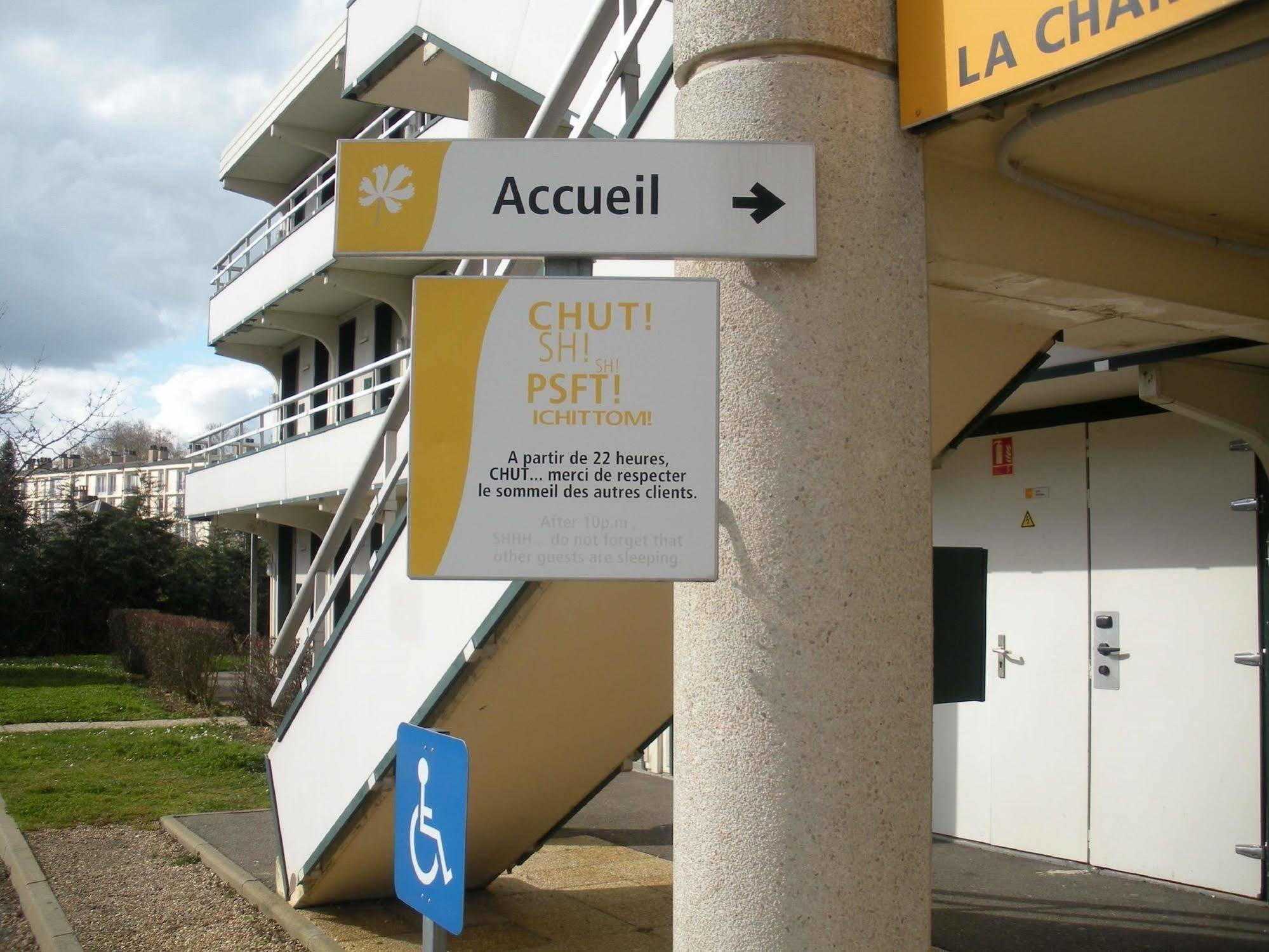 Premiere Classe Dreux Exteriör bild